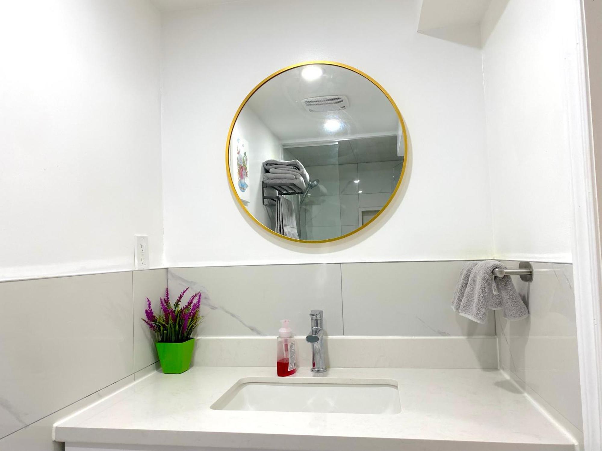 Apartament Tononhouse Toronto Zewnętrze zdjęcie