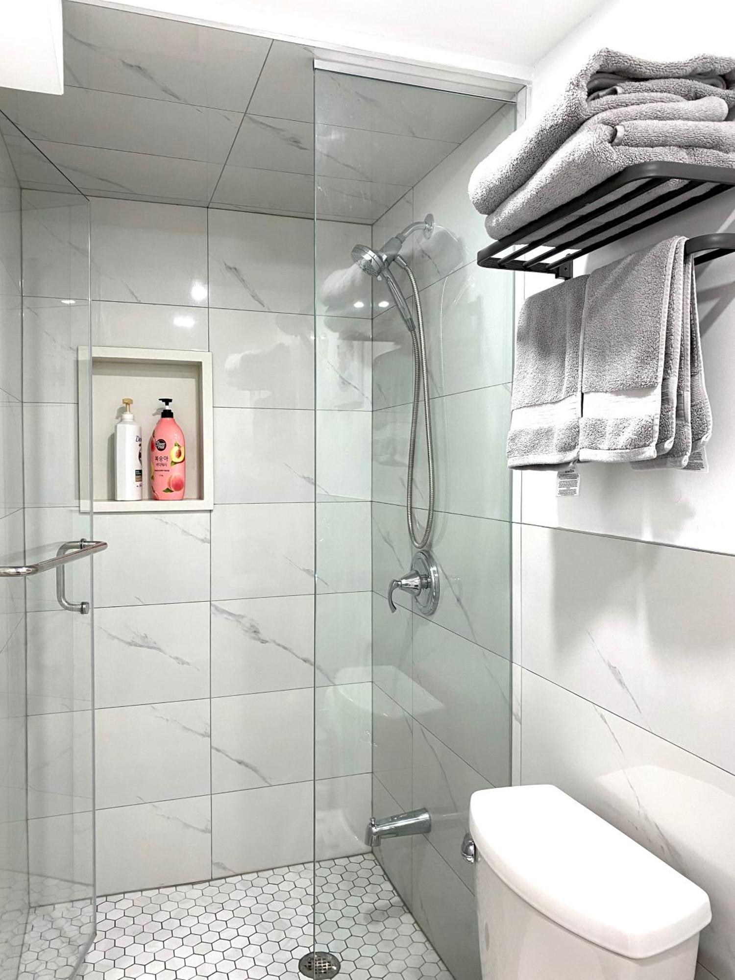 Apartament Tononhouse Toronto Zewnętrze zdjęcie